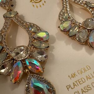 Eye Candy NWOT Aurora Iridescent Teardrop Earrings - 14k GP Gold Carnival Glass
